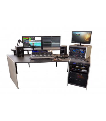 DM Broadcast TECH ONE Bureau de studio de radiodiffusion on air